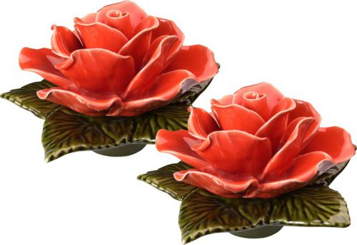 Sokkel met koraal kleurige rode roos 17 cm